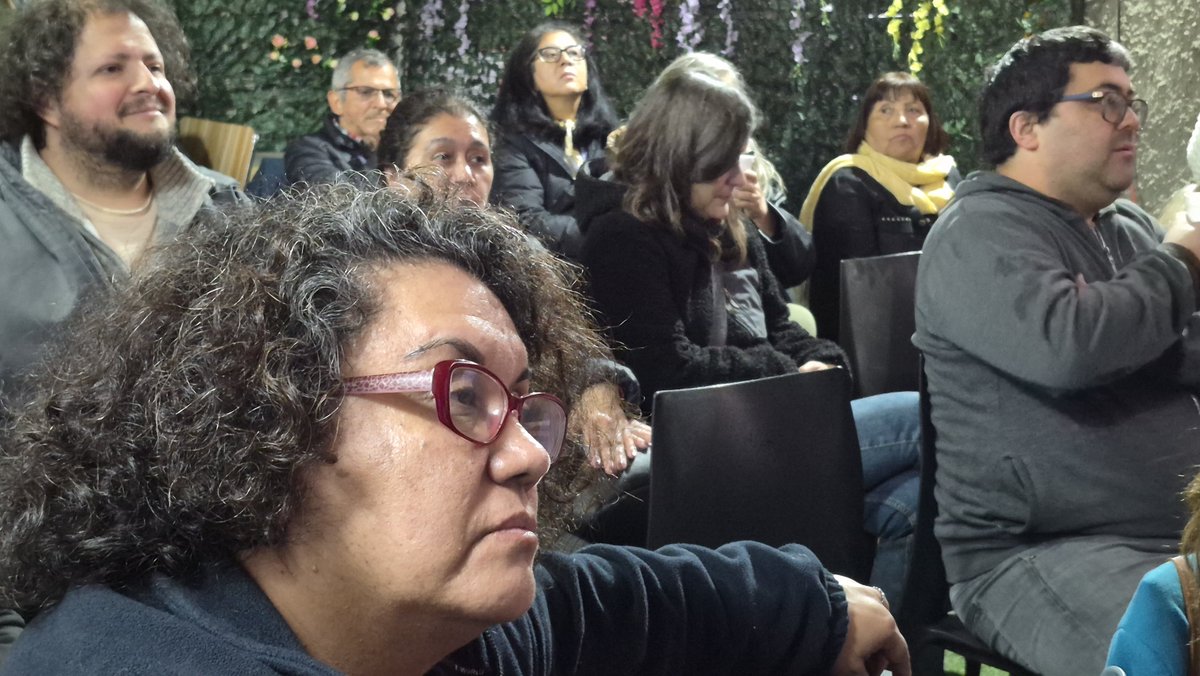 drtmetrooriente's tweet photo. 📍La Unidad de At. de Usuarios de la @drtmetrooriente realiza difusión para #sindicatos sobre Trámites Digitales de la DT, en la Sede del Sind. Clínica Vespucio. La charla, organizada por la ICT La Florida, se inició con palabras de la subdirectora nacional (s), Carolina Campos. https://t.co/GB9b3wGkyB