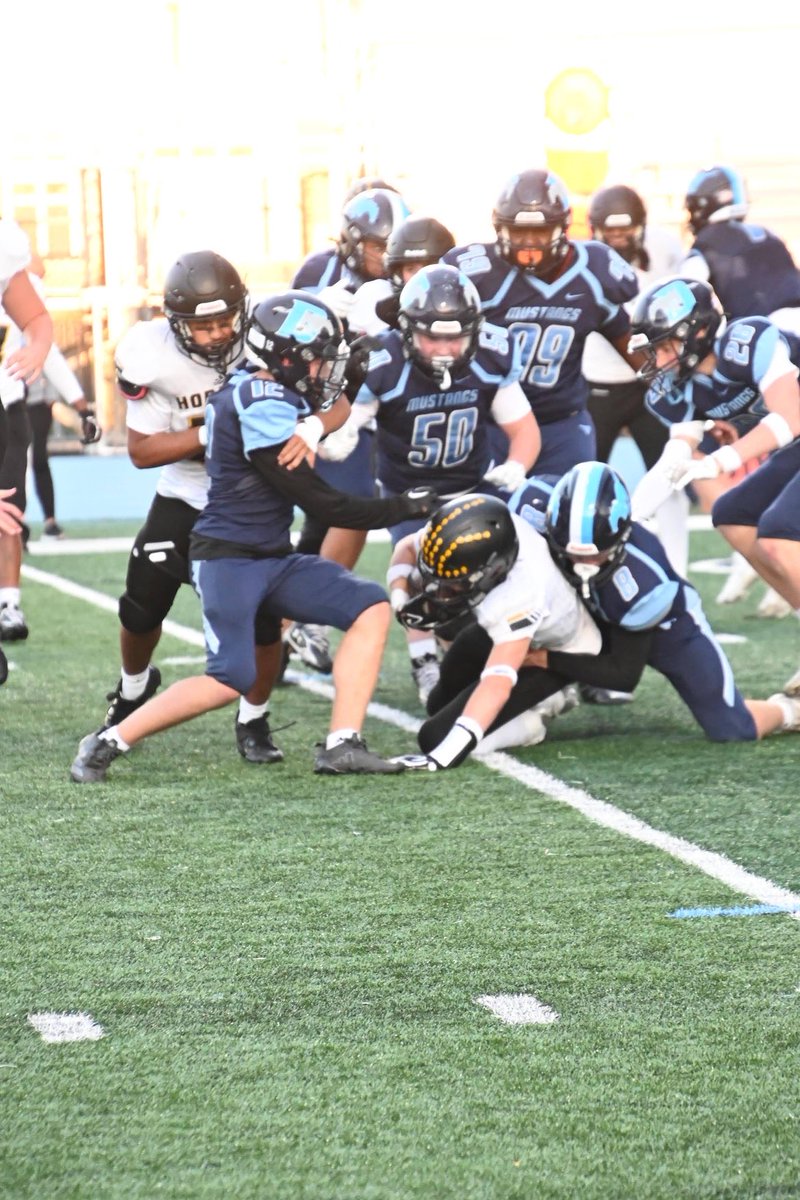 QuinnDablinFB's tweet photo. beast! #8 #footballlife #studentathlete #mlbolbrecruit #DGS #classof2029๐ https://t.co/iSn8SoYoSh