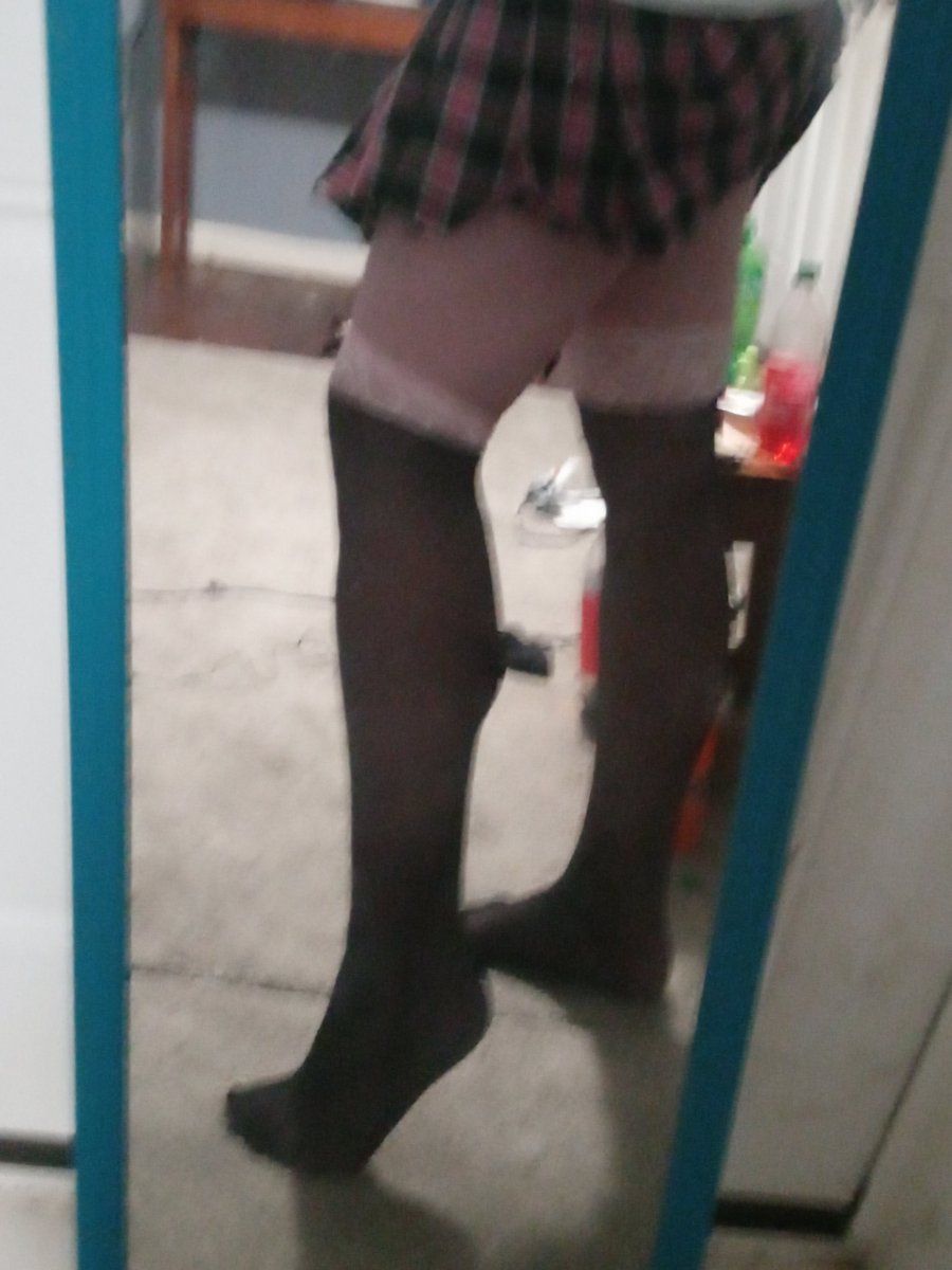 HannahWalthall2's tweet photo. @misdede39 Dm me if near North Charleston, SC https://t.co/143HJMxemm