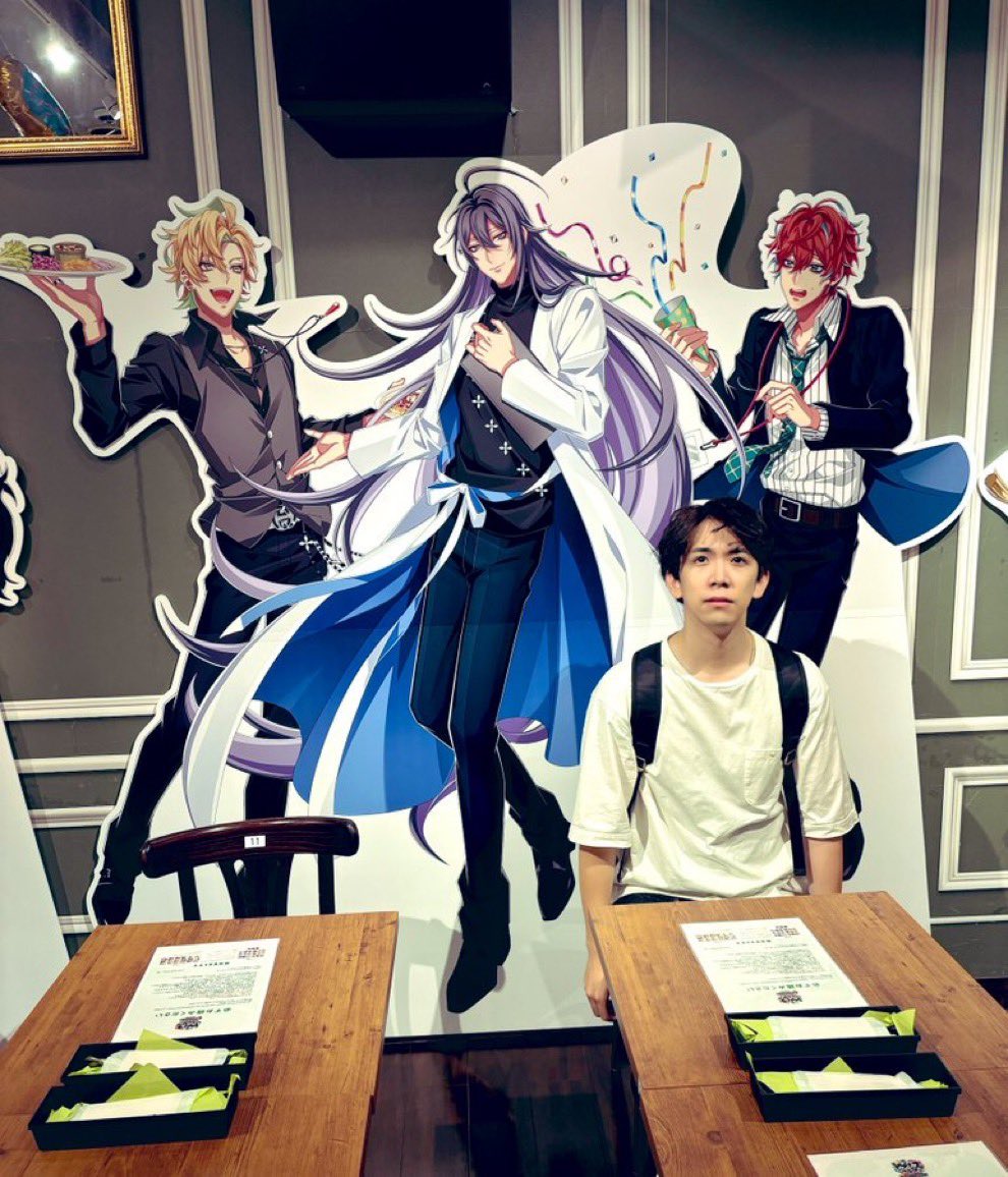 aobanui's tweet photo. does he even want to be there? https://t.co/ykM5Vto1CP