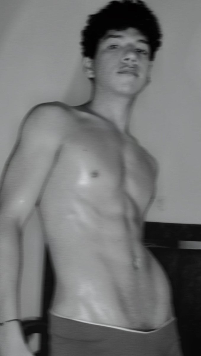 maxim_mox's tweet photo. Mucho calor estos día
#hot https://t.co/HOxfh9wtCv