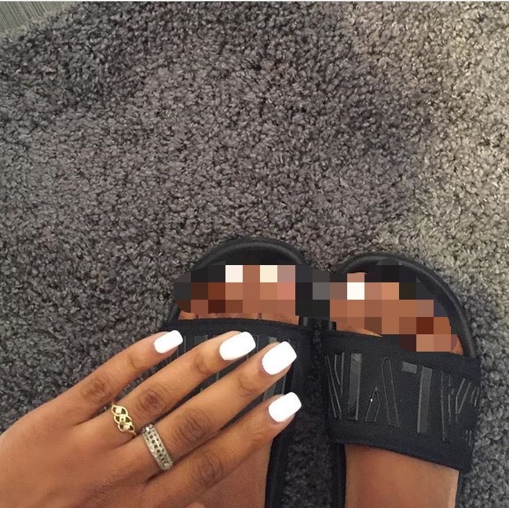 Prettyfetishs's tweet photo. Got the nails done to match 😮‍💨😮‍💨😮‍💨 what color should I get them next time https://t.co/2RJ3S2Ttah
