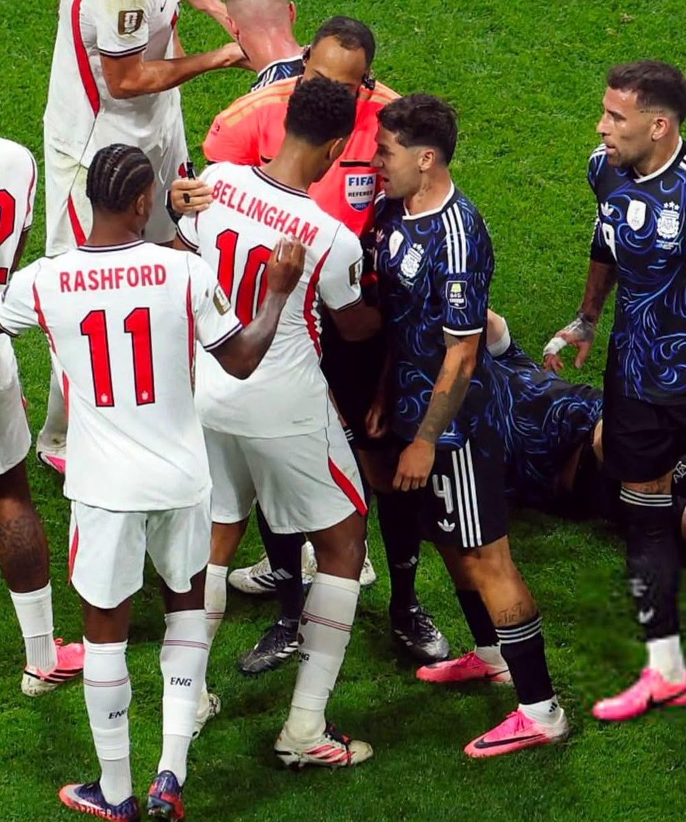 nic0riverplate's tweet photo. Gonzalo Montiel, el jugador mas infravalorado de la historia de la Selección Argentina.

Más que Zanetti, mas que Clausen y mas que el sorete de Scaloni que no lo citó porque es un cobarde títere de Tapia. https://t.co/kn0Ztci9vr