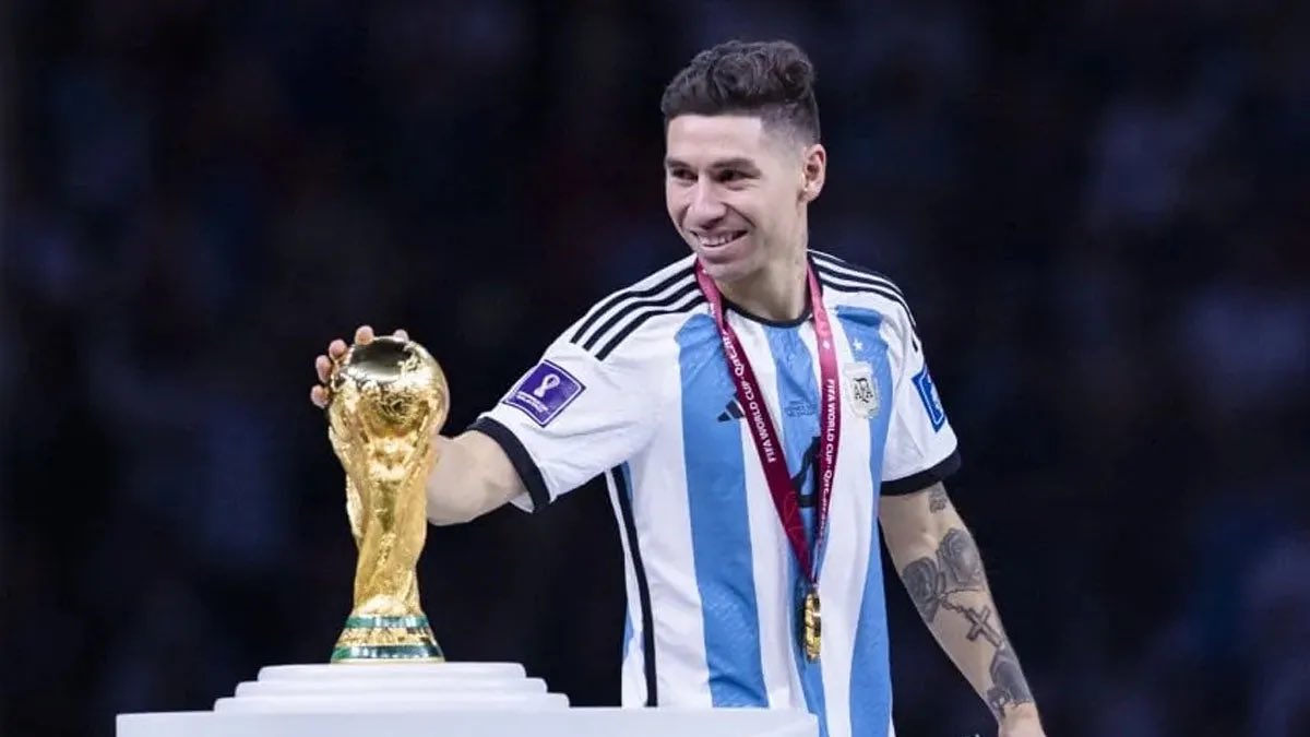 nic0riverplate's tweet photo. Gonzalo Montiel, el jugador mas infravalorado de la historia de la Selección Argentina.

Más que Zanetti, mas que Clausen y mas que el sorete de Scaloni que no lo citó porque es un cobarde títere de Tapia. https://t.co/kn0Ztci9vr