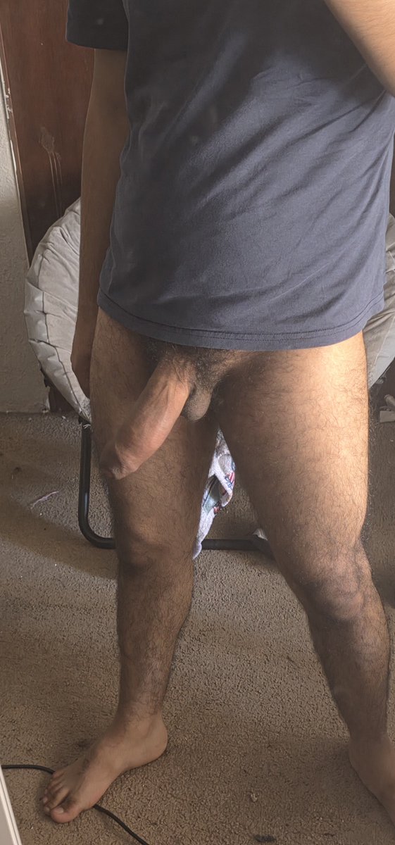 Forzy19's tweet photo. Pq nadie quiere chuparme la verga? 😔 https://t.co/Dt4KZX6PuF