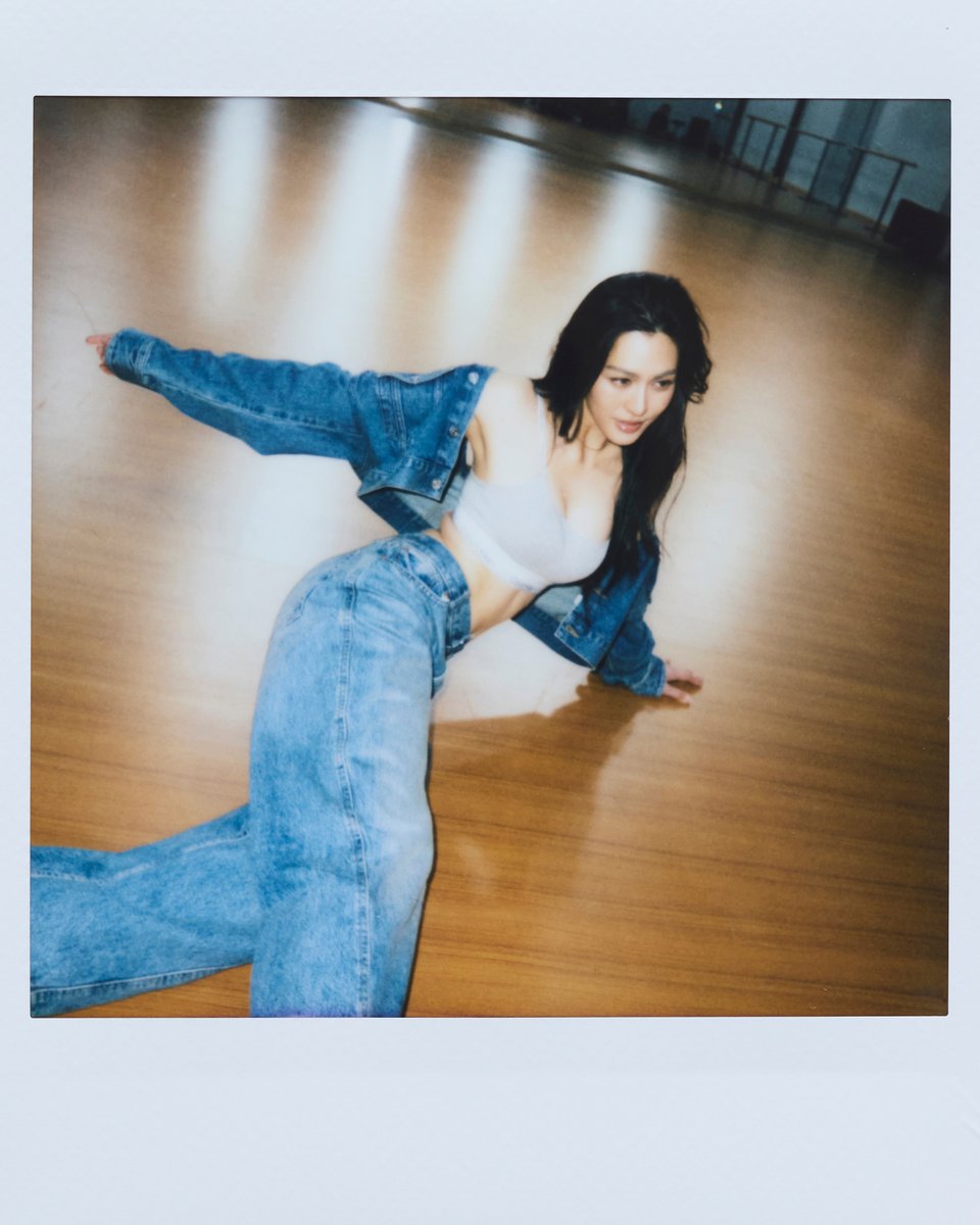 CalvinKlein's tweet photo. Ling Ling Kwong + film camera = magic on set.

you’re welcome. https://t.co/QA8GdekTyz