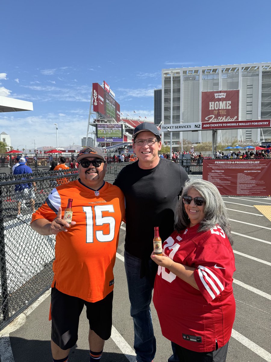 87ed's tweet photo. A LOT more McCaffrey 49ers jerseys than when I played here. 😂

Although we did find a few McCaffrey Broncos jerseys at the tailgate too.

The game before the game never disappoints.

Maybe we run this one back in February at SoFi? 👀🏈🏆 #Fttb #BroncosCountry https://t.co/2Q2vjnwcdH