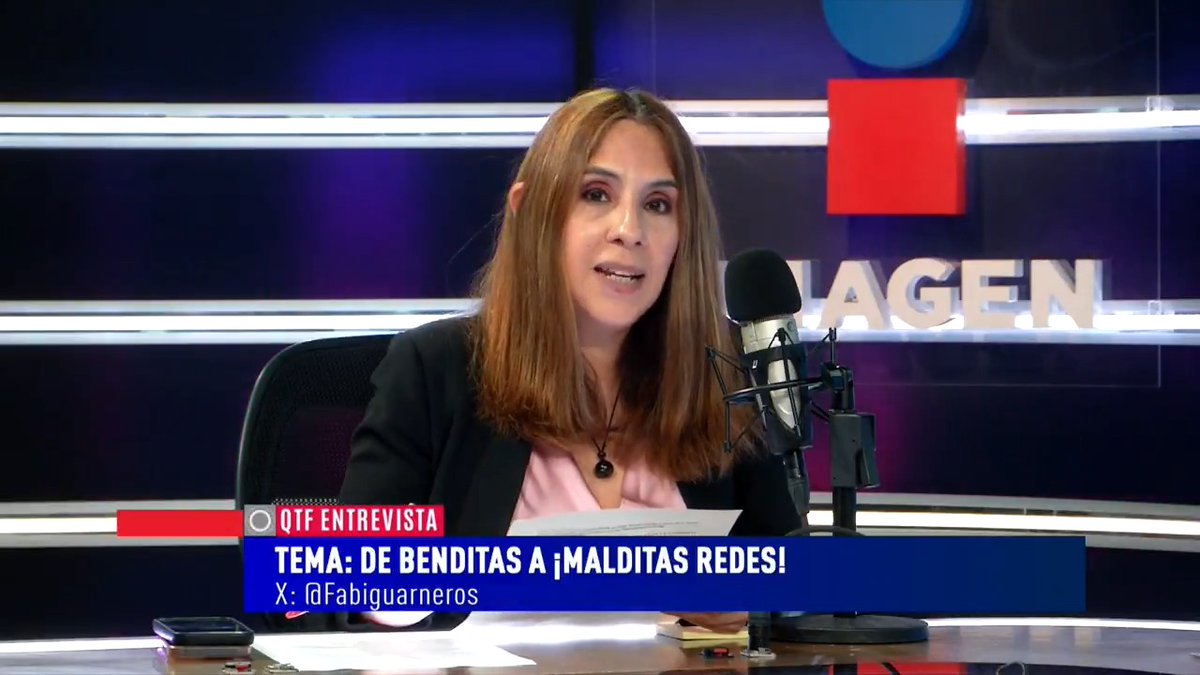 A woman with long brown hair speaks into a microphone in a news studio setting. The on-screen graphic reads 'QTF ENTREVISTA TEMA: DE BENDITAS A ¡MALDITAS REDES! X: @Fabiguarneros'.