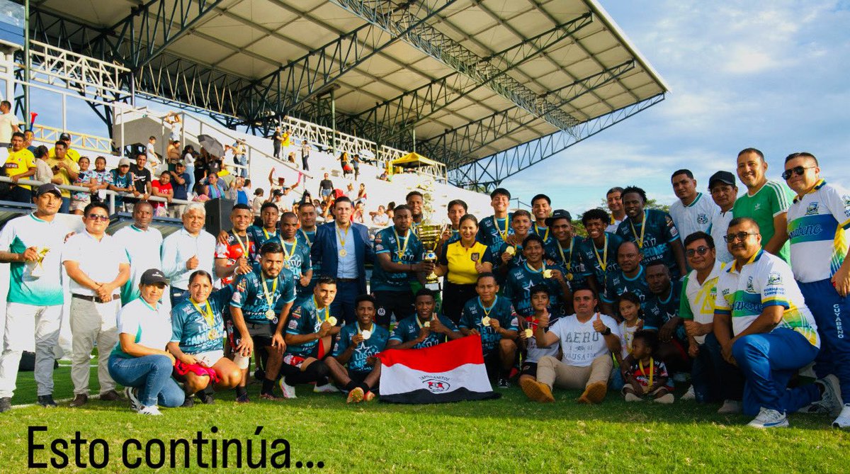 ivanovick69's tweet photo. Campeón interligas #lagoagrio #sucumbios #ecuador #fútbol #ligapro - https://t.co/ulb7GgY7IP