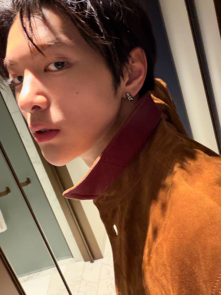 zhaoyufancokr's tweet photo. [261007] #KEONHO #건호 Weverse Post

“CHANEL
PARIS
SEE YOU AGAIN” https://t.co/kqqQpmAB16
