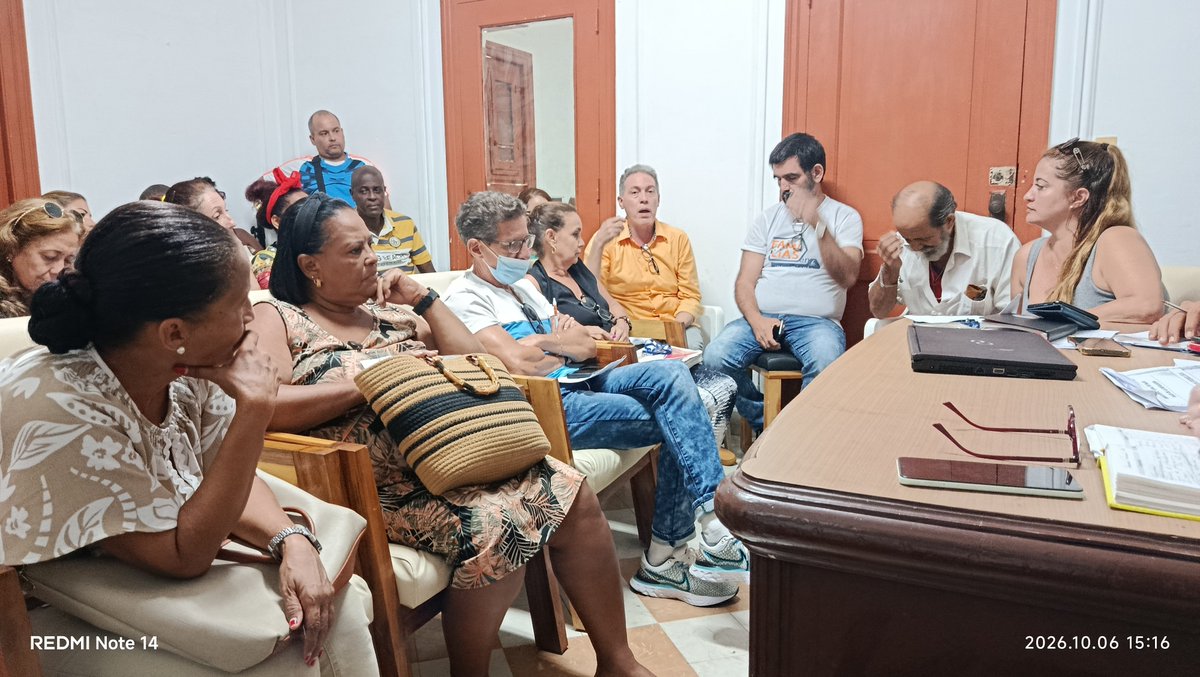 DraGelcys's tweet photo. Continuamos en la reunión técnica del municipio Plaza, ahora con la presencia del Intendente #LaHabanaEsSalud https://t.co/DPd5pbl7Ua
