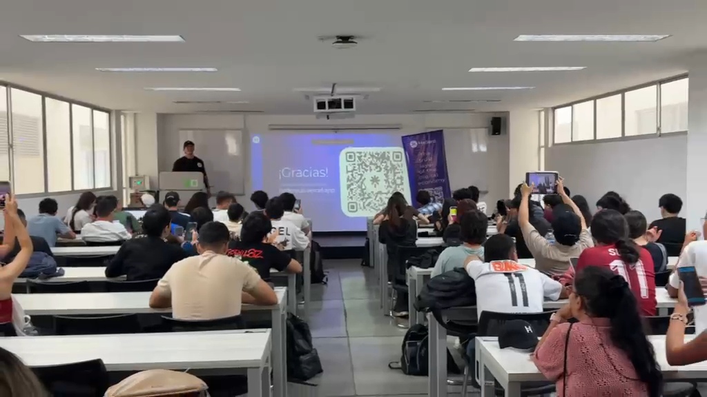 nicolasgarc_ia's tweet photo. Empezamos desde cero: cuando le mandas plata a alguien, ¿en quién confías?
Del cuaderno compartido al "chisme sobre el chisme" (gossip about gossip), y de ahí a una demo en vivo en el Developer Playground de Hedera. https://t.co/HomijWy92f