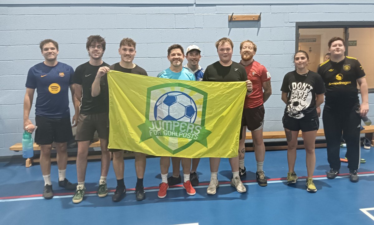 JfGkickabout's tweet photo. ๐๐๐
Tinight's kickabout. 5 aside, Thank you all
#jumpersforgoalposts #footballfun
#footballforall https://t.co/T7GhhF4f2F