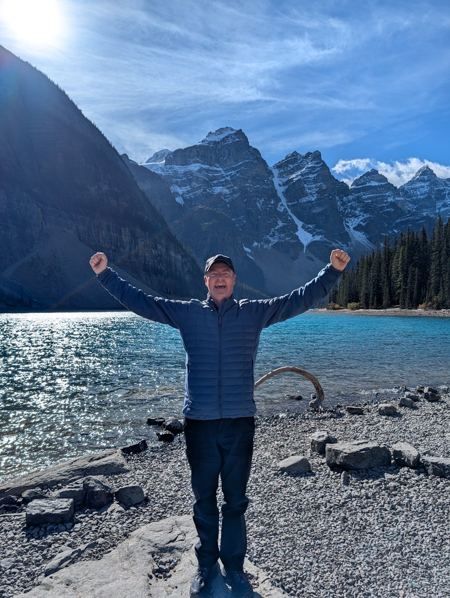 theVPNbloke's tweet photo. Moraine Lake.
Beautiful 😊
#MoraineLake #CanadaBaby! https://t.co/51dYjGV9k0