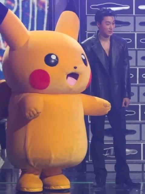 Saniberrycake's tweet photo. [261006] 산 fromm | ⚡️

San’s getting self-aware and shy somehow about this pikachu-loving, daily side of him, since many other people find it fascinating. It used to be only atinys who knew this side of him.

⛰️ah
⛰️I miss that yellow chubby thing
⛰️Pikachu…
⛰️yellow chubby thing
⛰️ But honestly,
⛰️people really do find it pretty fascinating.
⛰️Maybe the gap is just really big…
⛰️When I’m working, I just work,
⛰️and when I’m resting, I do whatever I want to do.
⛰️But everyone seems to find that really fascinating.
⛰️I like things to feel natural.

💬 After all, when someone who’s like “I’m a wolf, the Northern Grand Duke, I’m so cool” on stage suddenly goes “Eeeing, the doll is so cuteee” off stage💖💕💕💞💞💕💕of course people are going to be surprised
⛰️ Oh.
⛰️ Is it really that much?
⛰️ That’s embarrassing.
⛰️ Well, it’s not that extreme, but…
⛰️ Rather than saying I like dolls specifically,
⛰️ I just like cute things.
⛰️ Little, everyday happiness…
⛰️ small and precious things..
⛰️It’s a secret only you guys know
⛰️somehow
⛰️I feel kinda embarrassed