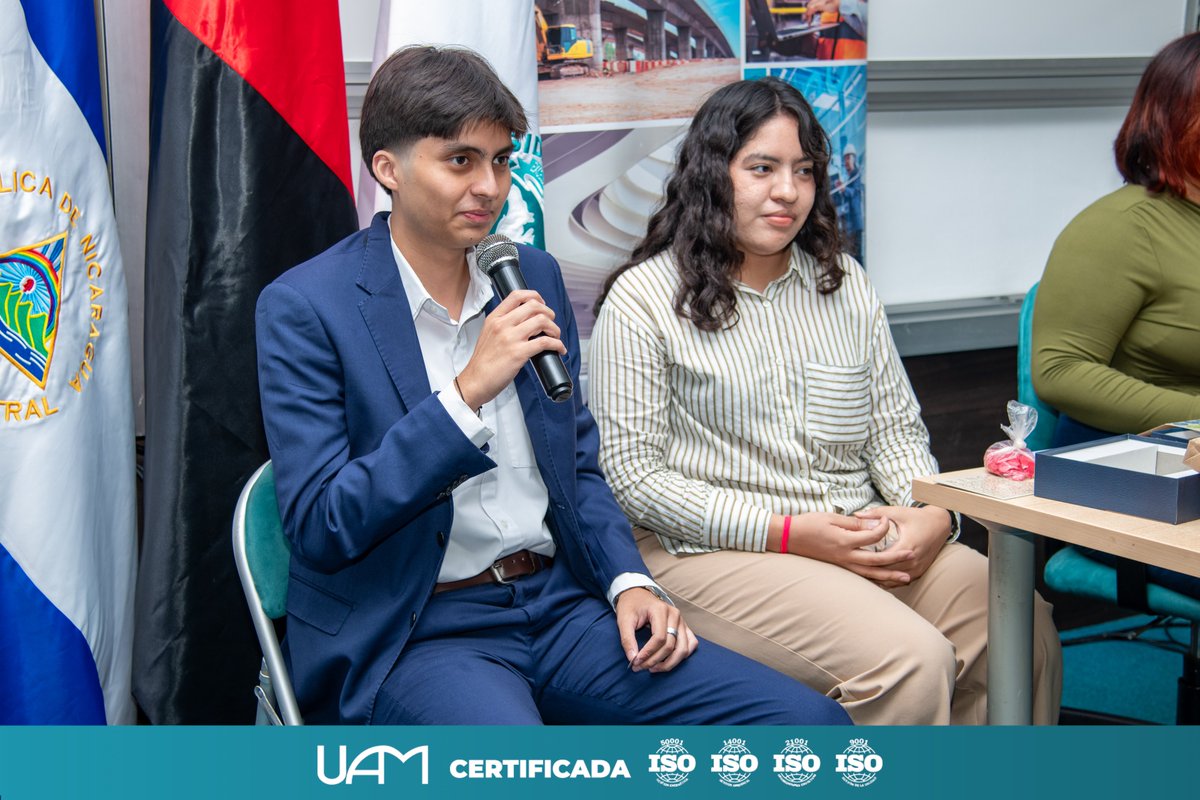 UAMNica's tweet photo. 📚✨El Club de Lectura de la Universidad Americana (UAM) promovió una jornada de bingo que reunió a los participantes en un espacio de diversión, convivencia e integración dentro de la comunidad universitaria.

#UAM https://t.co/ZjNQMwUiT4