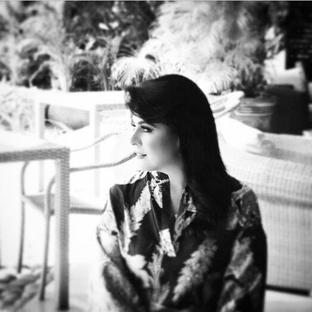 KatyPinto43223's tweet photo. Hay personas tan bonitas que parecen irreales… y luego aparece Victoria y una entiende que no es inteligencia artificial: simplemente Dios se lució demasiado cuando la hizo. 😌✨👑
Mi vida preciosa 💎🌻🇵🇹
#victoriaRuffo #LaQueen https://t.co/WmzAWDvlBQ