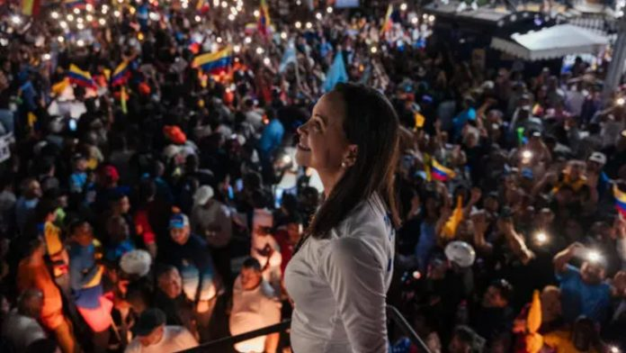 VictorNavaVEN's tweet photo. Estamos Listo!! @MariaCorinaYA https://t.co/Z3sIW6NOL2