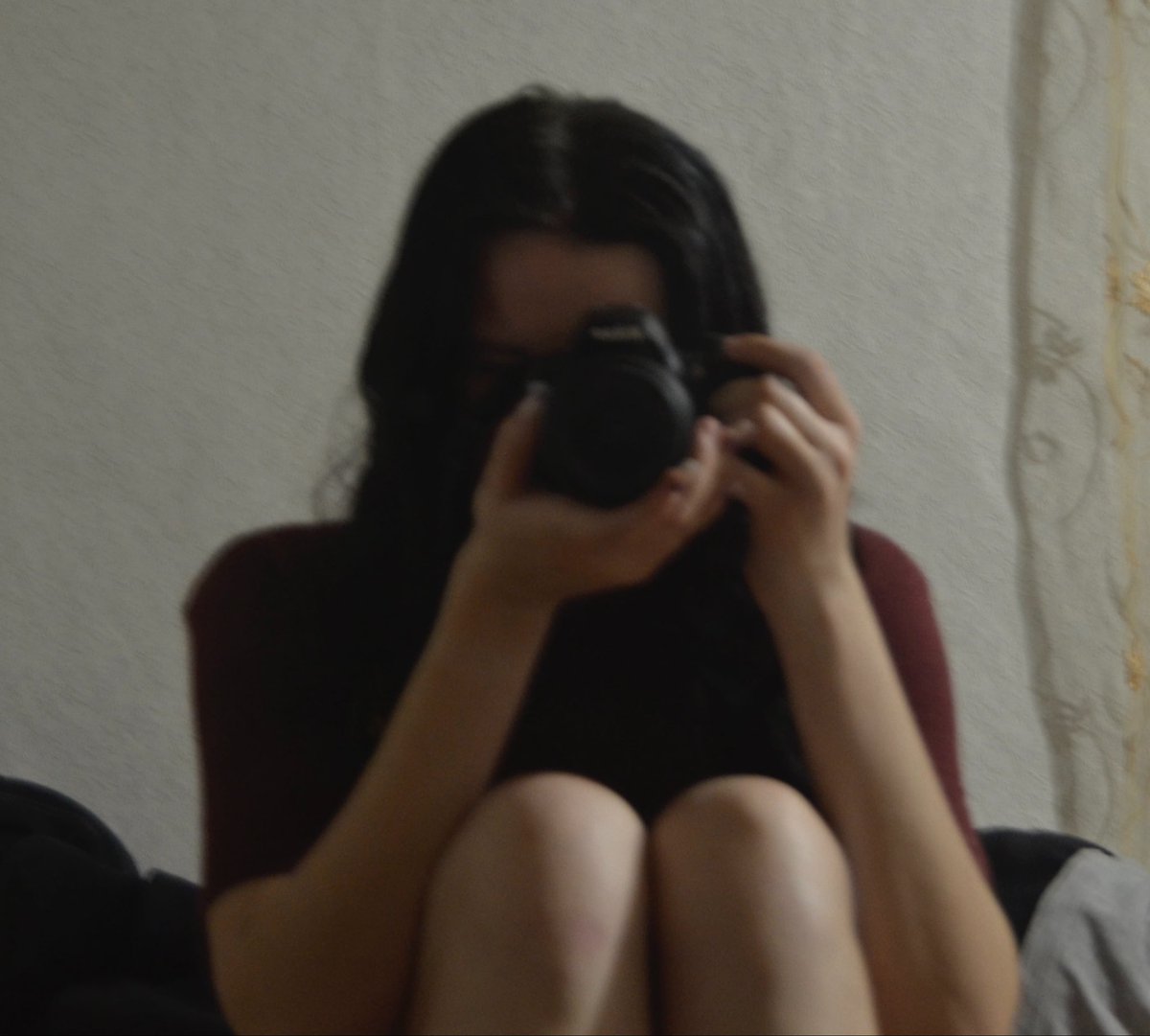 anniebbv's tweet photo. черт как я искала причину показать эту фотографию 
#arsd #armyselcaday https://t.co/few87d2JLx