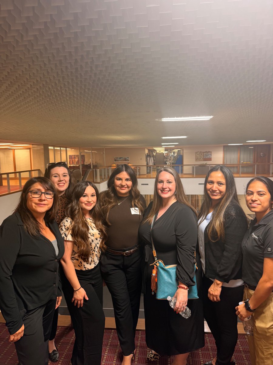 FirstBasin's tweet photo. Proud to support our West County Road Branch Manager, Dina Caldwell, at the Leadership Odessa Welcome Reception! 💙

We’re excited to cheer Dina on as she connects, grows, and leads throughout the year! 🙌

Thank you, @OdessaChamber, for investing in the leaders of our community! https://t.co/oIjKoGQ2nw
