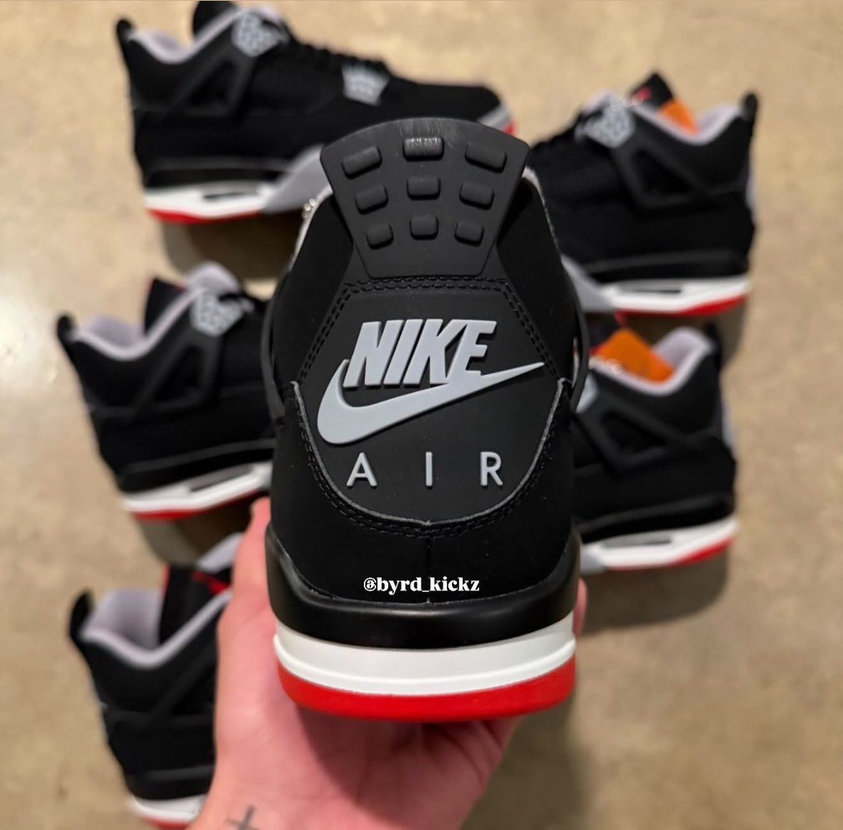 JustFreshKicks's tweet photo. Air Jordan 4 OG “Bred” Releases November 27th 🌹🔥

Details: https://t.co/bN0GpXEk1V https://t.co/XYoXcbcIP0