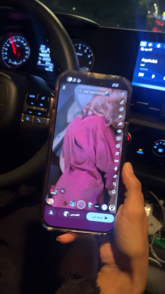 llserol's tweet photo. انا ابكي وقامت صورتني عايشه تقول خلي عنش البكا شوفي مكوتش حلوه انا وين وانتي وين ياعايشه https://t.co/MlCJghSr5B