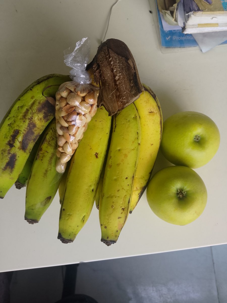 FavourNmeso7m's tweet photo. What i love to eat.

Well i asked you to come and take, but you refused, it's not my fault o 😃. https://t.co/dSD91WH4v4