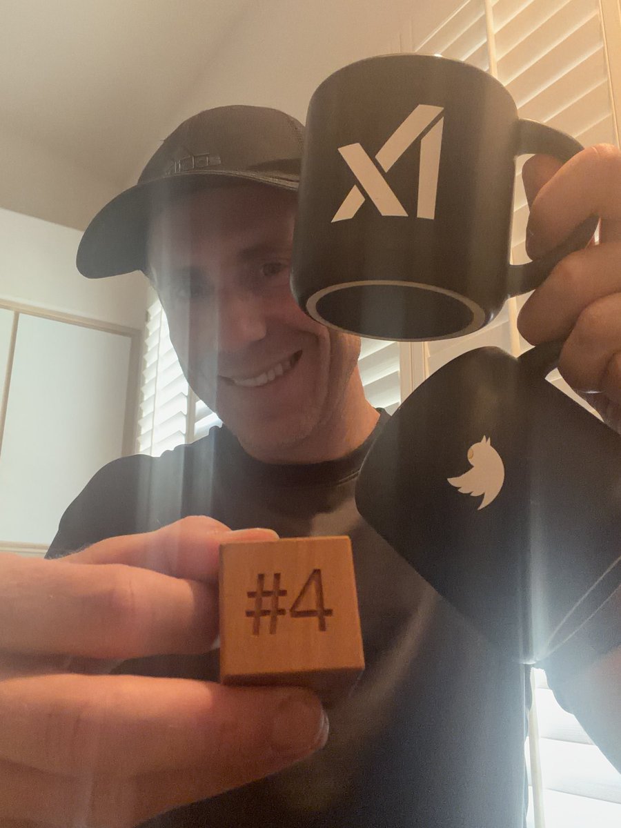 KettlebellDan's tweet photo. 4 years and 4 companies!

Twitter
X
xAI
SpaceX 

What a ride it’s been so far! 

Ad astra! 🚀 https://t.co/F3YL81oA8N