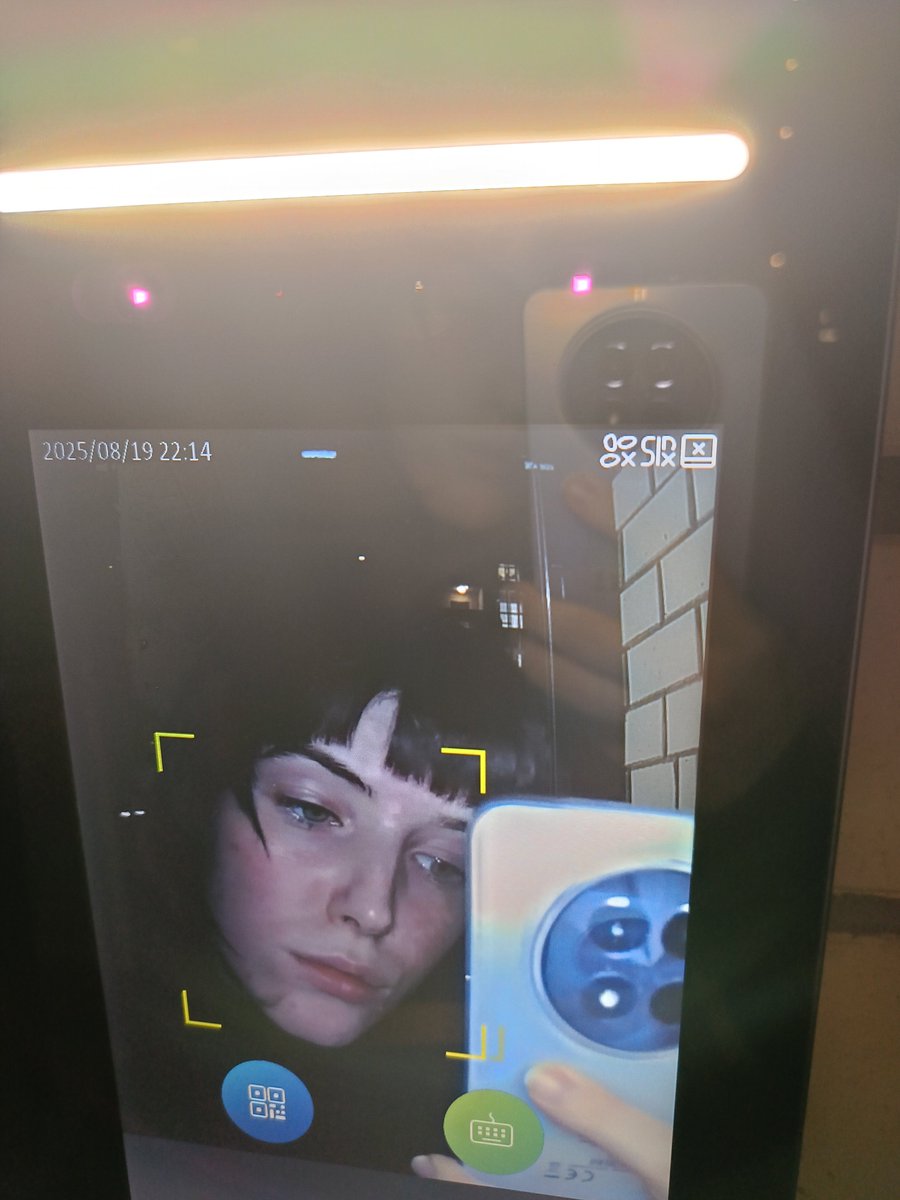 eva24115717's tweet photo. Енто мой последний пост, завершаю его сетом из рандомных фотографий, буду делать упор на ведение телеграма и инсты, навык превращения мыслей в слова сильно ухудшился https://t.co/uLmxNNa8Dr