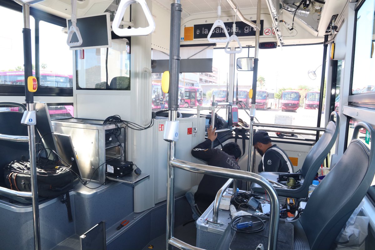 IMTESonora's tweet photo. 🚍 ⚡ La Línea Eléctrica Exprés avanza hacia su puesta en operación en #Hermosillo.

Las 20 nuevas unidades incorporan tecnología para fortalecer el control, monitoreo y supervisión del servicio. Ver más: https://t.co/UOZurlx0gn

#SonoraSeTransforma https://t.co/VuFYoAWyxR