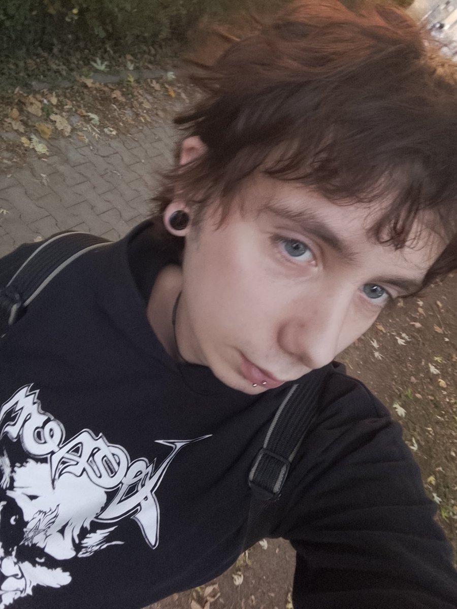 benobackup's tweet photo. #hi moot me guys? 😋 
#drugtwt #kettwt #stoner #moots #moothunt
18/ he /him https://t.co/i9x2rvkqM8