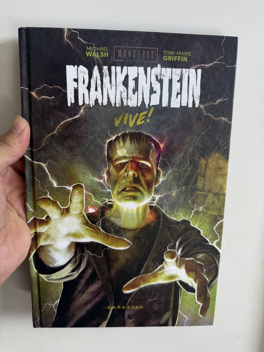 putruko's tweet photo. Monstros da Universal: Frankenstein Vive! (Michael Walsh) https://t.co/f8GUWjUewL
