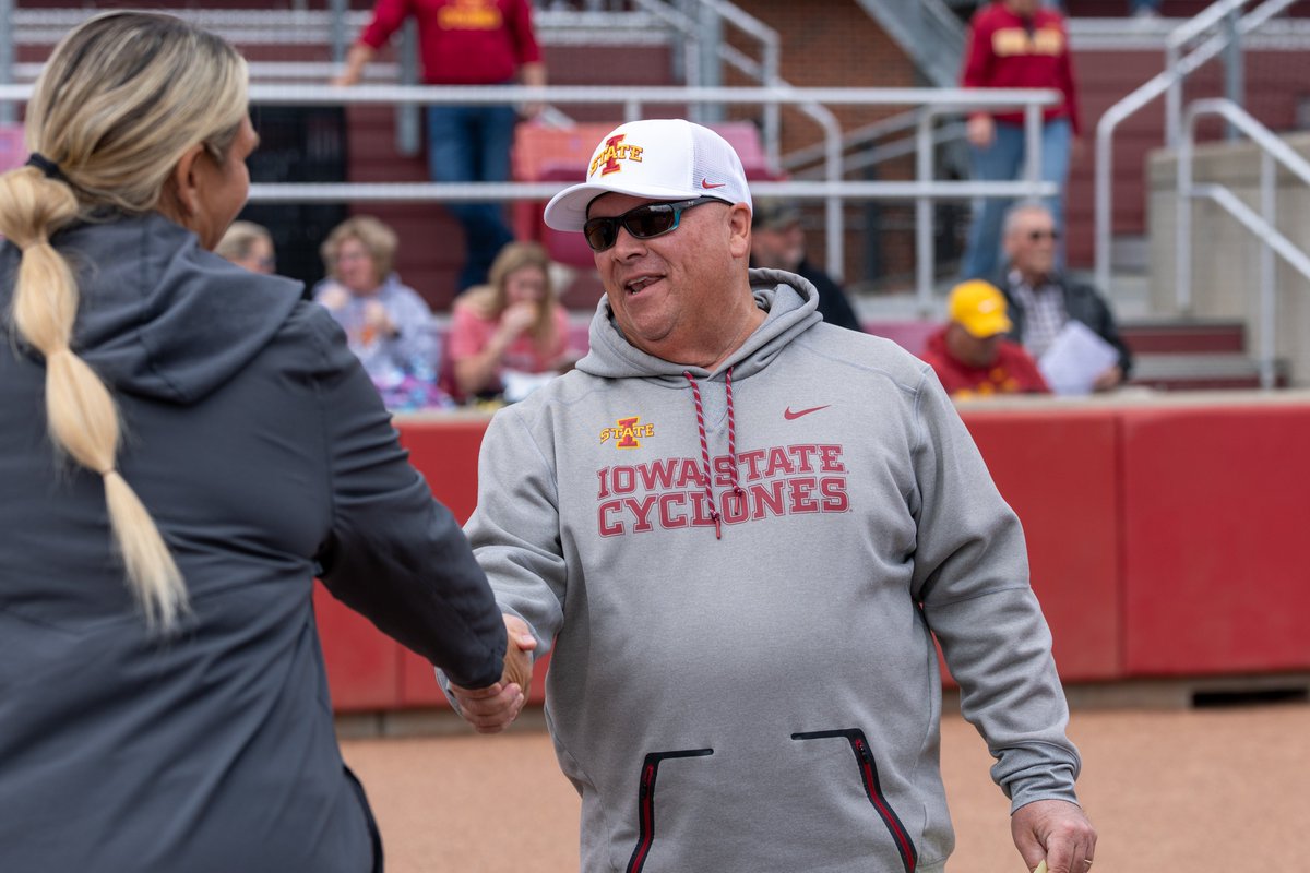 CycloneSB's tweet photo. Celebrating our Leaders 🫶

Happy National Coaches Day to the best in the biz!

🌪️🥎🌪️ https://t.co/w3y65M4pf1