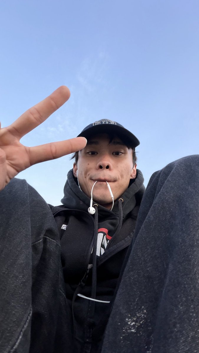 pureXpetite's tweet photo. Tits thread for me to cum to right here ladies https://t.co/Rx868lLpOf