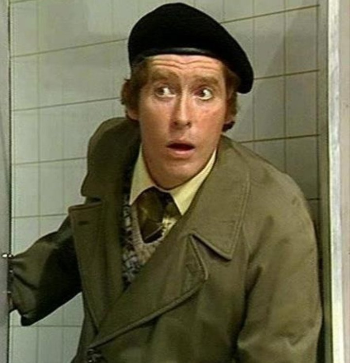 FazManSlim's tweet photo. Ian Wright doing his best Frank Spencer impression https://t.co/Quz67ImtpU