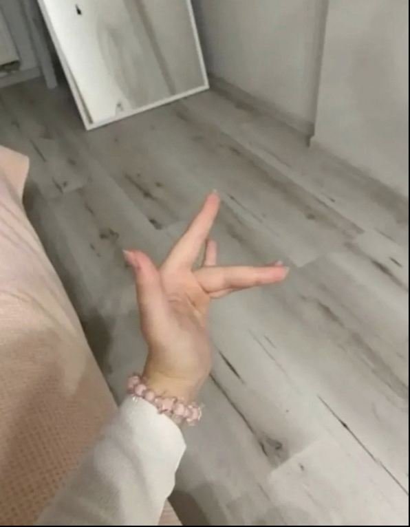 zobnny's tweet photo. selfie with no filter
New here, say hi 👋 https://t.co/WnguC3gbyV