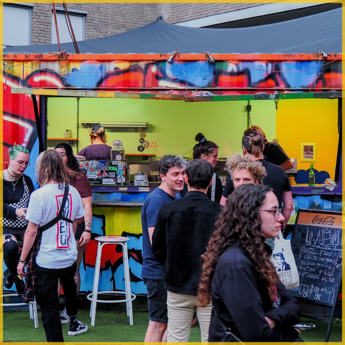 Idiosyncratic01's tweet photo. La Cantina - Vestdijk 39, Eindhoven

Mexican Food, Drinks, Snacks &amp; Radio
Good Food ♫ Good Vibes

La Cantina is host to X-ehv Radio (https://t.co/IgsMdnVPcN): the Eindhoven based independent (internet) radio station and the (underground) place 2 B! 📻 https://t.co/rqdxj9FBRA