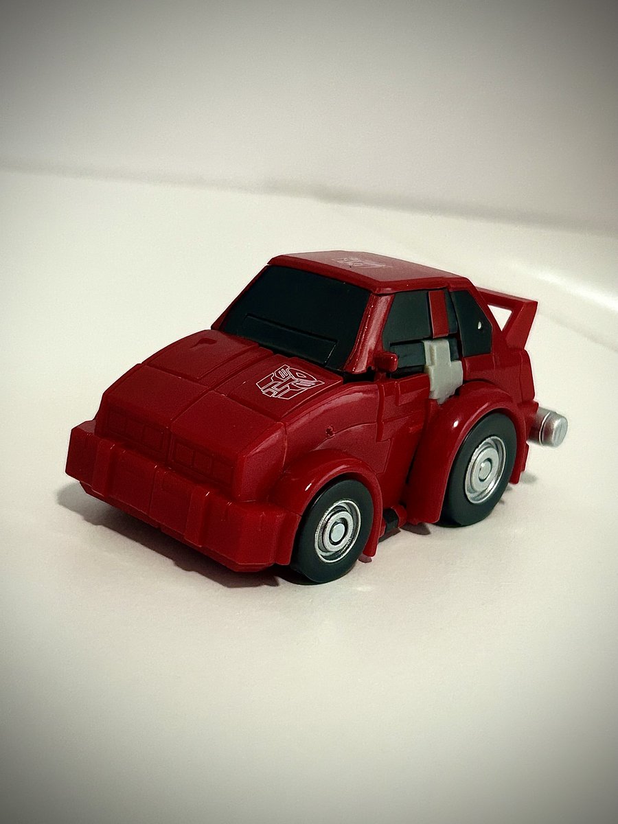 MewMonster58's tweet photo. Its red Bumblebee!
Transformers SS86 Deluxe Class Cliffjumper Review live on my channel!
#Transformers #Collector #Figure #FigureCollector #Review #YouTube #StudioSeries #SS86 #DeluxeClass #Autobot #Cliffjumper
https://t.co/frpnAKF5Iq https://t.co/3eqElmJZJA