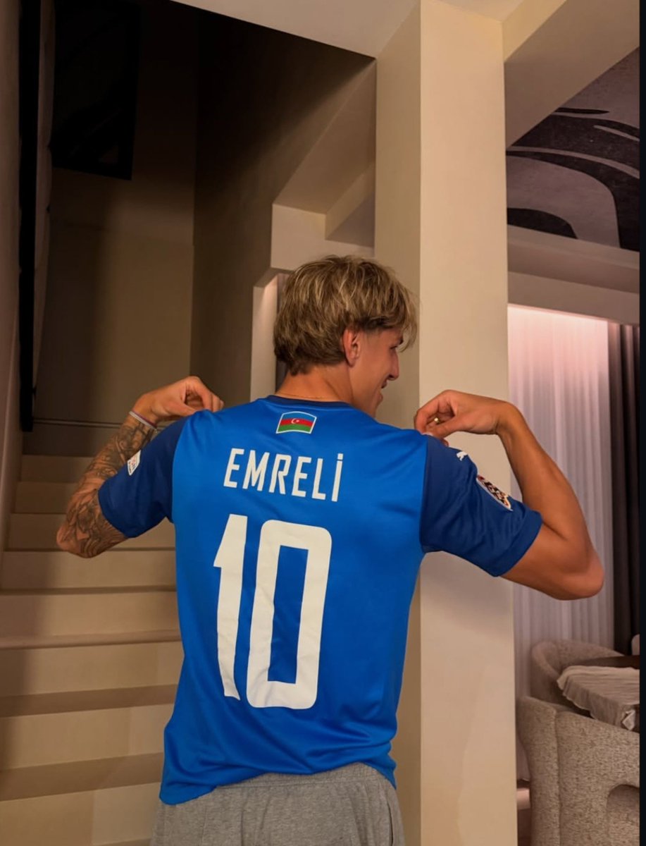 Smelq1921's tweet photo. Kolejny dowód na potwierdzenie teorii o istnieniu tworu Makreli (Makuch x Emreli) https://t.co/VR9OIcqjBq