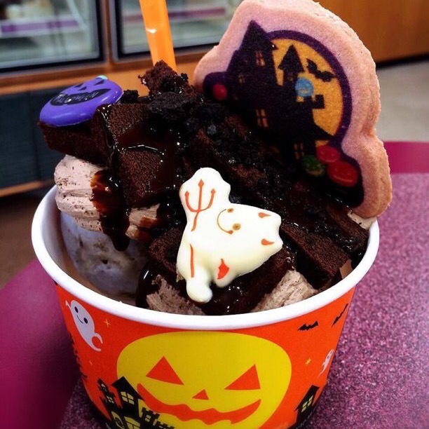 UNICORPSE_XP's tweet photo. 👻sweet vs savory halloween themed foods poll!🎃
cals never count!! ◝(ᵔᗜᵔ)◜
﹌﹌﹌﹌﹌﹌﹌﹌﹌﹌﹌﹌﹌﹌﹌﹌
#edtwt #edrtwt #foodpoll #food #poll #thisorthat https://t.co/IhsCncH6K5