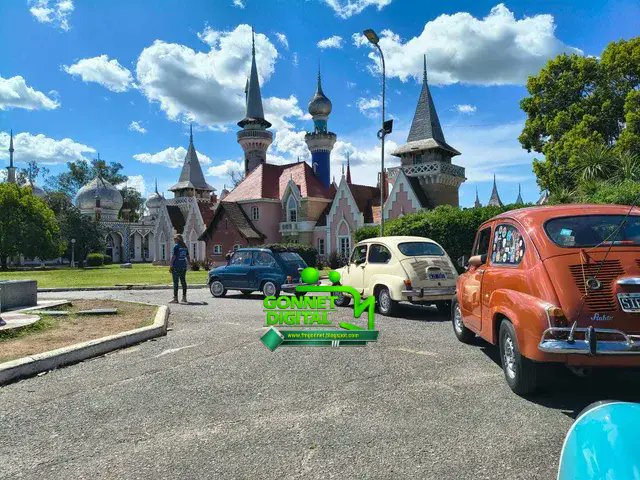 LorenaTamana's tweet photo. #LaPlata El 22° Encuentro Nacional del Fiat 600 llega a Gonnet: Sortean un Fitito totalmente restaurado en la República de los Niños #Gonnet https://t.co/N6Xn19lZDS https://t.co/0KNmoUrRTS