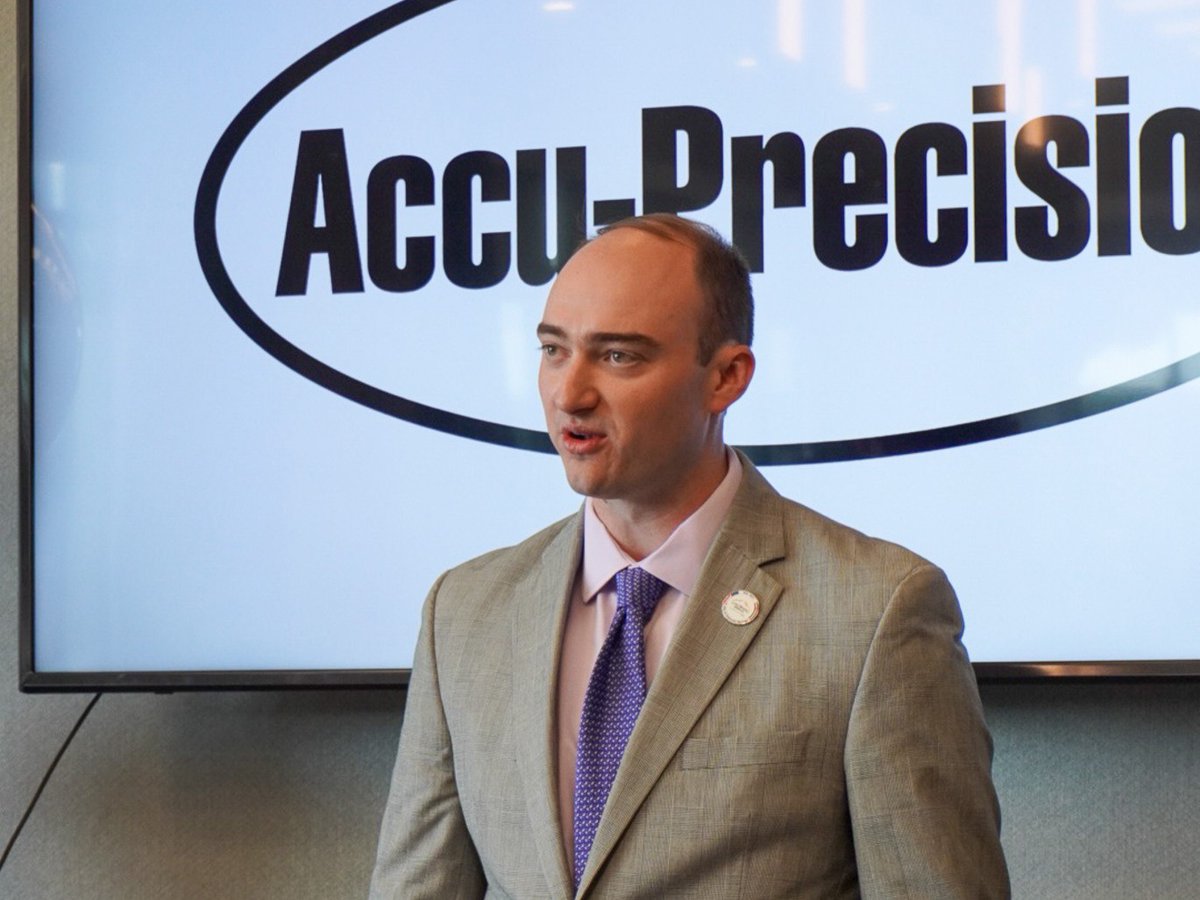 MayorofCOS's tweet photo. This is what economic vitality looks like: investment in our community, good-paying jobs for our residents, and another company choosing to grow right here in @cityofcos!

I’m excited to welcome Accu-Precision’s expansion to Southeast Colorado Springs, near Peak Innovation Park. This advanced manufacturing project represents a $68 million+ investment in our community and 120+ new jobs in the years ahead.

This is also a win for our growing aerospace and advanced manufacturing ecosystem, and a reminder that economic development is ultimately about creating opportunity for people and families.

Thank you to our City Economic Development team, the Colorado Springs Chamber & EDC @CSCEDC, and everyone who worked together to help bring this investment to Colorado Springs.

We are building an economy where businesses can grow, talent can thrive, and opportunity reaches every part of our city.

Onward and upward!

Image 2 is a rendering of the company's new building.