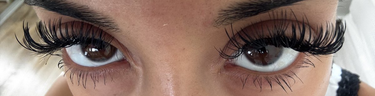 loser4lei's tweet photo. well damn… my bottom lashes are so long https://t.co/A1BtRKKqZv