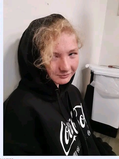 FreyjaBakke's tweet photo. MISSING: Have you seen Amy?

We’re asking for your help to find missing Amy from Doncaster.

Amy, aged 20, was last seen around 4.50pm today (6 October) in the Wheatley area. Our concerns for her welfare are increasing and we’re urging anyone with information about her whereabouts to get in touch.

She is described as 5ft 3ins tall, of a small to medium build, with shoulder length blonde hair, often worn in a messy bun. She has a pale complextion with a tattoo on her arm that reads: ‘mum, dad, sister, you are not alone.’, with a rose, a skull and flower.

She was last seen wearing blue jeans, a yellow and black ‘Leeds’ top, grey Adidas hoodie and flips flops with sausage dogs on, with no socks.

If you have seen Amy, or have any information that can help, please get in touch quoting incident number 701 of 6 October.
#DONCASTER 
#Southyorkshire