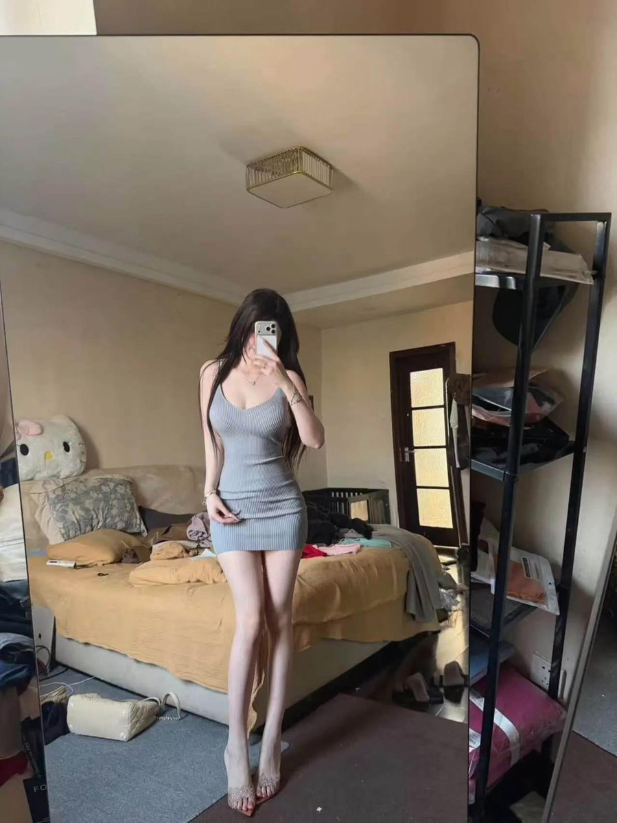 mixuzi's tweet photo. 想问一下ootd，你们有襄阳可以线下的群吗？没有的话我想创一个，有要进的没啊 #襄阳 https://t.co/mssdJ2Sz9i
