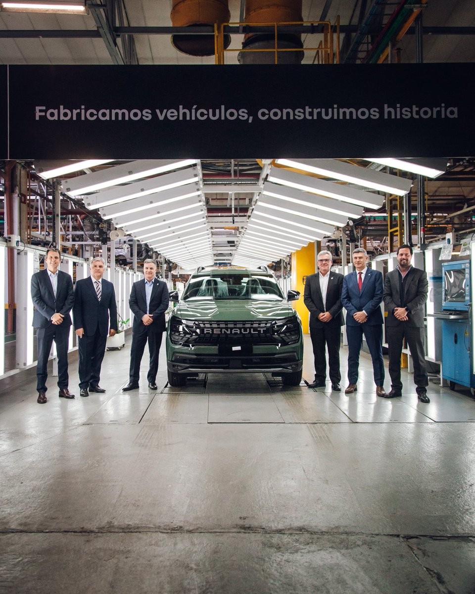 PasseriniOk's tweet photo. Un nuevo hito para la industria de #CórdobaCapital. 🚗🏭

Renault presentó la pick-up Niagara, marcando una nueva etapa en su historia y reafirmando su fuerte apuesta por Córdoba.

Cuando la industria avanza, Córdoba progresa. ¡Sigamos construyendo juntos el futuro productivo de nuestra ciudad! 🙌🏼