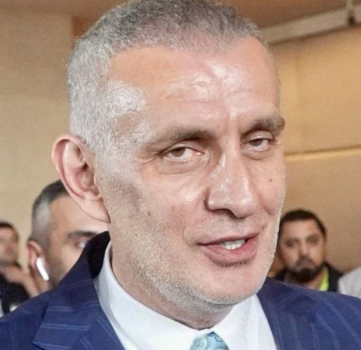 ibrahimavciGs's tweet photo. Galatasaray'ı bitirmek için göreve geldi. Hem kendini hem de Türk futbolunu bitirdi. REZİL! https://t.co/5fe54TfFcj