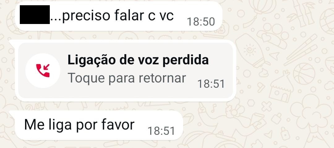 a_nome_invalido's tweet photo. Amo muito minha mãe, mas é assim que ela decide me dizer que gostaria de almoçar comigo no dia seguinte https://t.co/AKyZaCNCUG