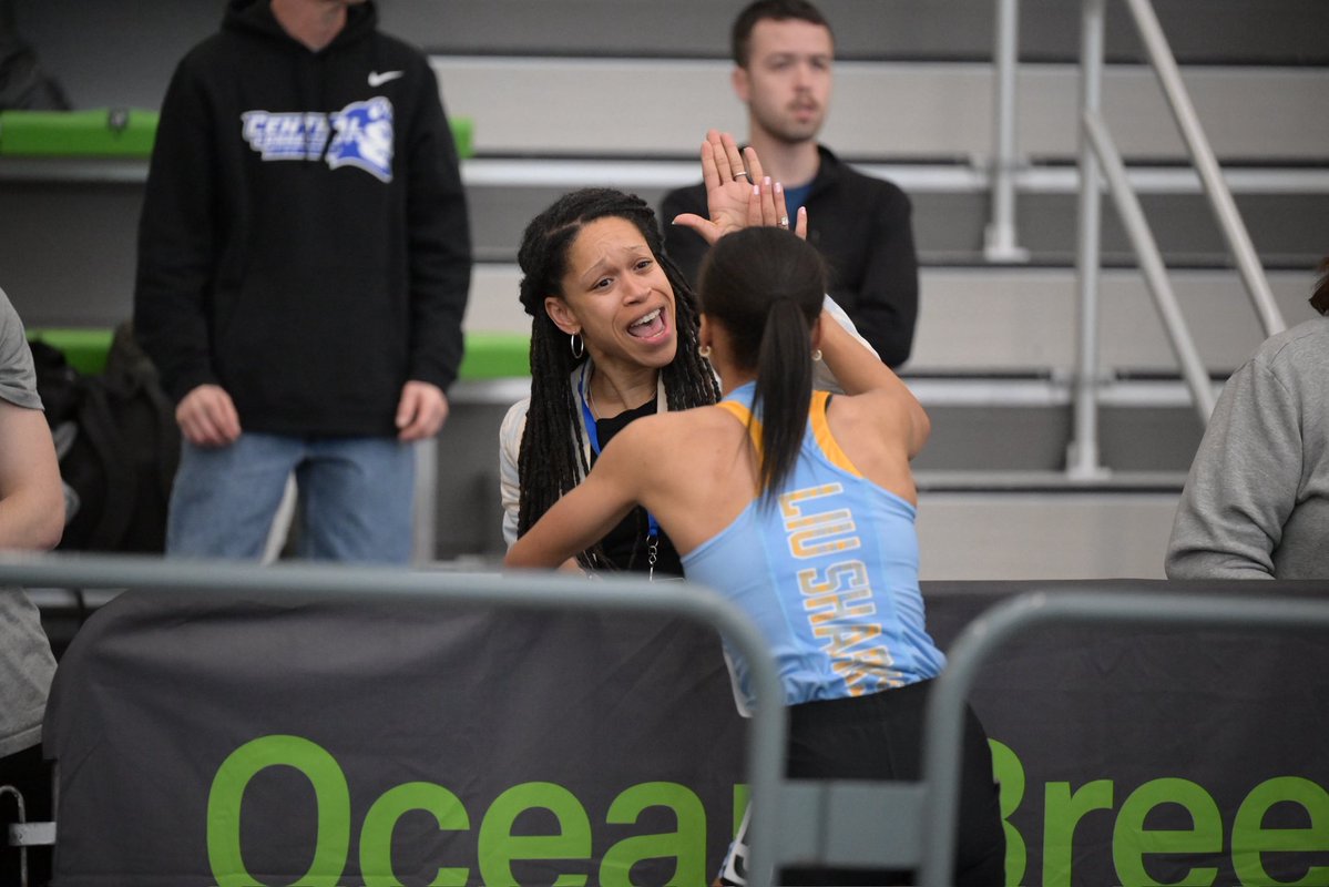 nectrack's tweet photo. 𝗛𝗮𝗽𝗽𝘆 𝗡𝗮𝘁𝗶𝗼𝗻𝗮𝗹 𝗖𝗼𝗮𝗰𝗵𝗲𝘀 𝗗𝗮𝘆!🥳

A huge thank to #NECTrack coaches who continue to inspire our student-athletes both on and off the track 🙌

#NECPride x #OpportunityLivesHere x #NationalCoachesDay https://t.co/SXq1IS7njK