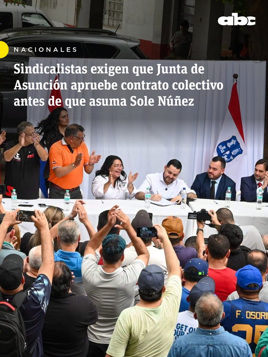 ABCDigital's tweet photo. “Vamos a parar Asunción” ⚠️

Sindicalistas presionan a la Junta Municipal para que apruebe el contrato colectivo antes de que asuma Soledad Núñez.

Advierten que irán a una huelga general si no se homologa el acuerdo.

📱Leé más: https://t.co/cfsVVXt8pJ

⭕️Canal de WhatsApp: https://t.co/aAPBX7cxWp